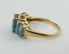 LADIES' RING
