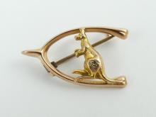 UNIQUE GOLD PIN