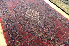 ANTIQUE PERSIAN RUG