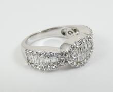 ELEGANT DIAMOND COCKTAIL RING