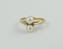 PEARL RING