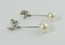 PEARL EARRINGS