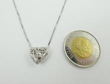 PENDANT NECKLACE