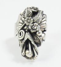 HANDCRAFTED SILVER RING