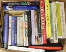 BOX LOT OF COOKBOOKS