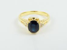 SAPPHIRE & DIAMOND RING