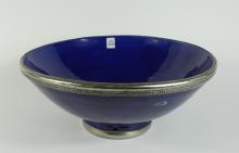 LARGE POTTERY BOWL
