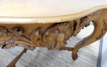 IMPRESSIVE VICTORIAN CENTRE TABLE