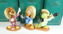 3 DISNEY FIGURINES