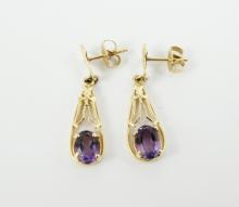 PAIR GOLD EARRINGS