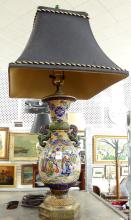 CHINESE PORCELAIN TABLE LAMP