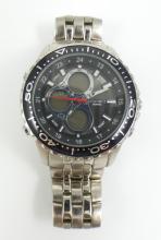 5 QUARTZ WRISTWATCHES