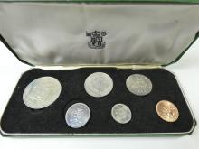 17 MINT & COIN SETS