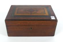 ANTIQUE BOX