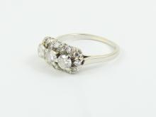 VINTAGE DIAMOND TRINITY RING