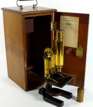 BAUSCH & LOMB MICROSCOPE