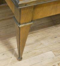 BAKER FURNITURE COFFEE TABLE