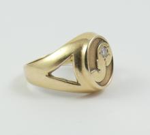 GOLD RING