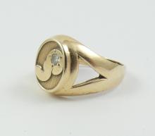 GOLD RING