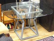 CONTEMPORARY GLASS TOP DINING TABLE