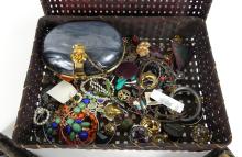 ASSORTED JEWELLERY