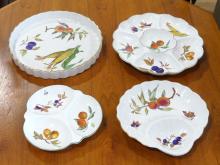 FOUR "EVESHAM" SERVING PIECES