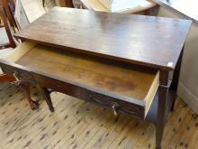 OAK CONSOLE TABLE