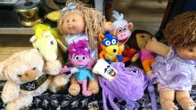 BIN LOT OF COLLECTIBLE PLUSH TOYS