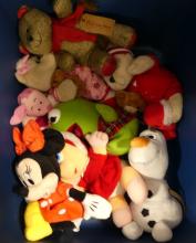 BIN LOT OF COLLECTIBLE PLUSH TOYS