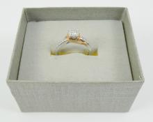 LADIES' DIAMOND RING