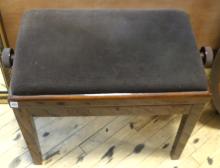 LACQUERED ROSEWOOD BENCH SEAT