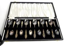 ROGERS FLATWARE & SPOON SET