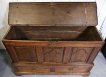 18TH CENTURY MULE CHEST