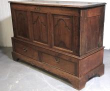 18TH CENTURY MULE CHEST