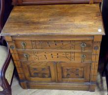 VICTORIAN WASHSTAND