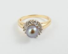 PEARL & DIAMOND RING