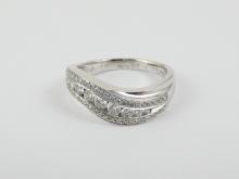 LADIES' BEN MOSS DIAMOND RING