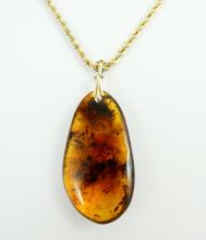 AMBER PENDANT