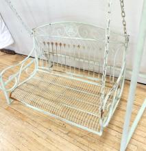 CAST ALUMINUM SWINGING GARDEN BENCH