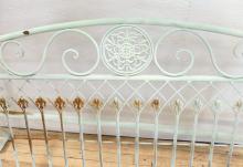 CAST ALUMINUM SWINGING GARDEN BENCH
