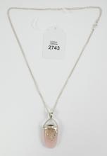 PENDANT NECKLACE