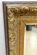 DECORATOR WALL MIRROR