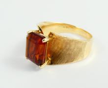 VINTAGE GOLD RING