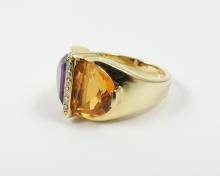 CONTEMPORARY GEMSTONE RING