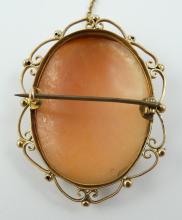 ANTIQUE CAMEO BROOCH