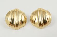 PAIR GOLD EARRINGS