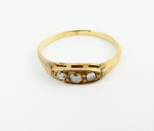 ANTIQUE RING