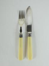 ENGLISH CASED CUTLERY SERVICE