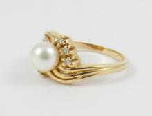 PEARL RING