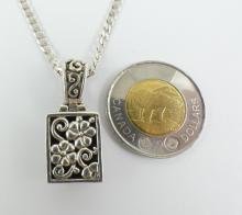 PENDANT ON CHAIN
